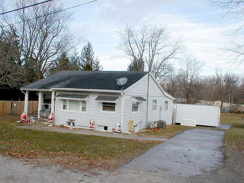 1st image of 205 N 7th St
