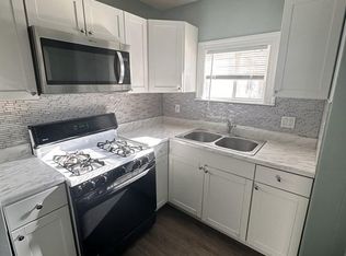 876 Atwells Ave #2L, Providence, RI 02909