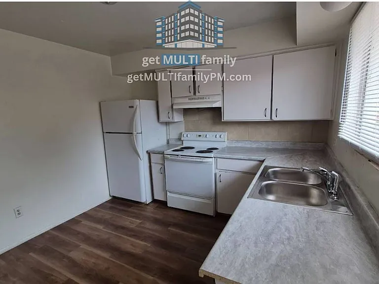 8407 E Coronado Rd #4 — Photo 7