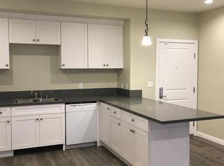 6358 Hazeltine Ave, Van Nuys, CA 91401