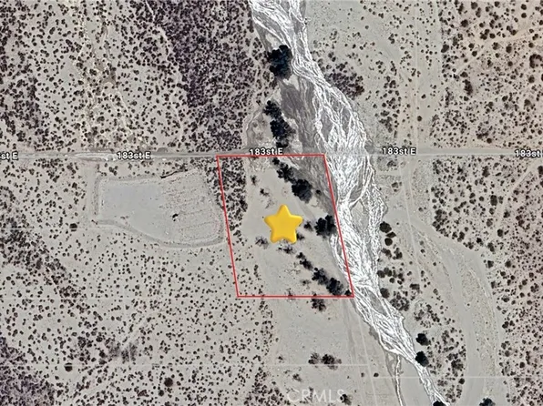 183 Street E, Palmdale, CA 93591