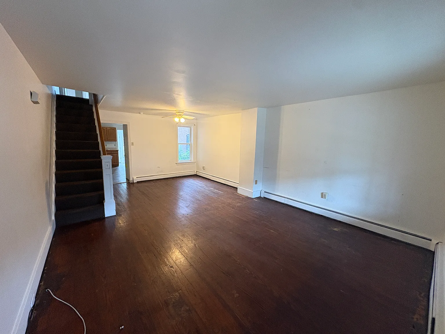 231 Charles St — Photo 2