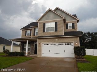 186 Crestwood Ln, Raeford, NC 28376