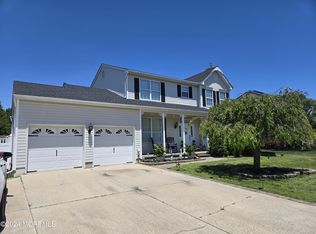 40 Butternut Ln, Bayville, NJ 08721