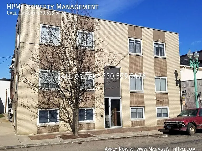 417 McKinley Ave NW #204 — Photo 1