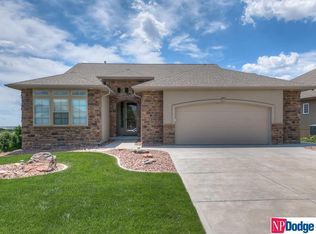 9919 Emiline St, La Vista, NE 68128