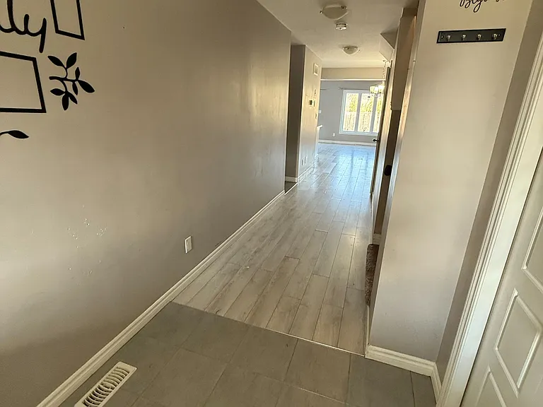 133 Templewood Dr — Photo 37