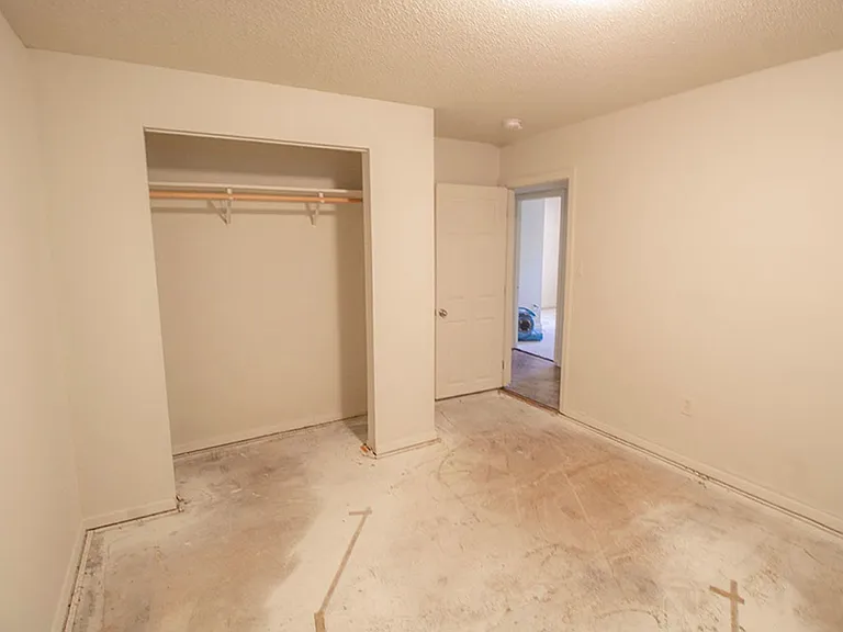 210 Wheaton Ct — Photo 24