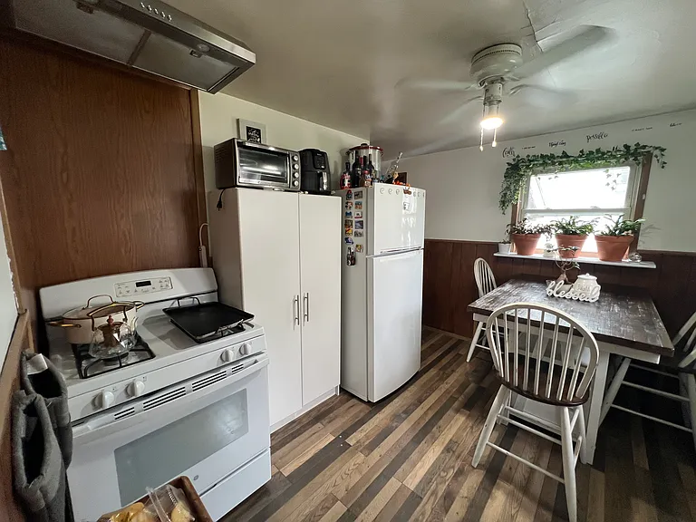 6 Cresthill Rd #6 — Photo 9