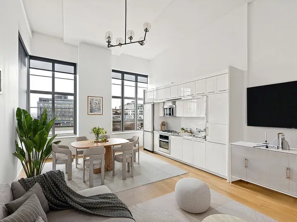 2728 Thomson Ave Unit 226, Long Island City, NY 11101