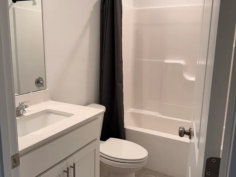 3611 Elm Grove Ln — Photo 4