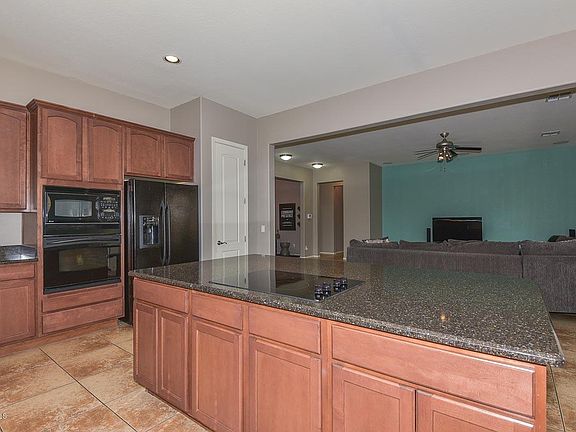 4th image of 11952 W Monte Lindo Ln