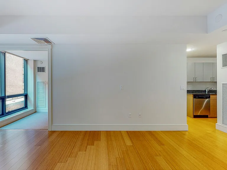 45 Province St #1207 — Photo 4