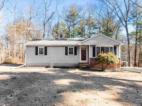 237 Oldham St, Pembroke, MA 02359