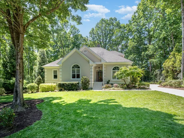 12733 Pamplona Dr, Wake Forest, NC 27587