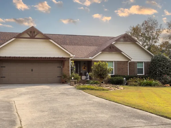 528 Magnolia Ln, Chatsworth, GA 30705