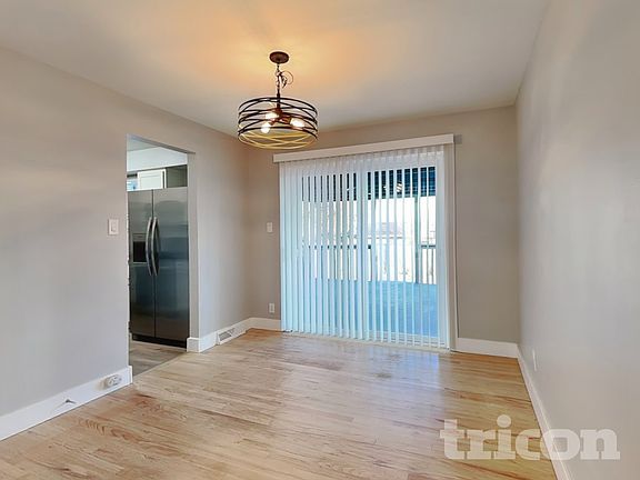 4th image of 1149 W 102nd Ave
