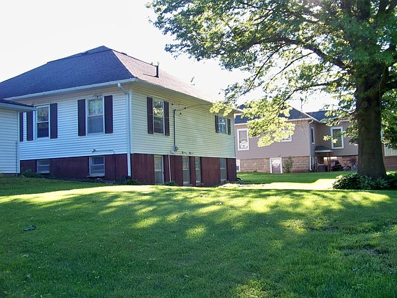 large back yard very shaded
