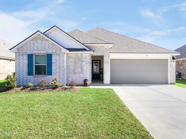 189 Hains Dr, Sunset, LA 70584