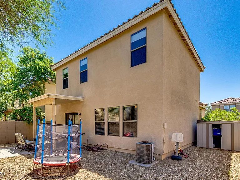 620 E Banelli Pl — Photo 13