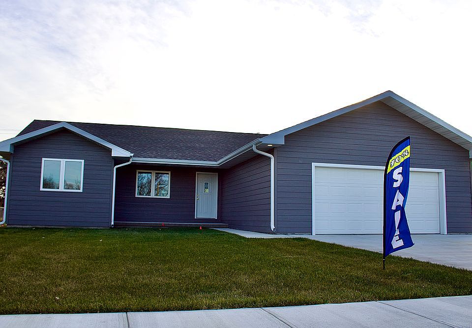 2310 W 5th St, North Platte, NE 69101 | Zillow
