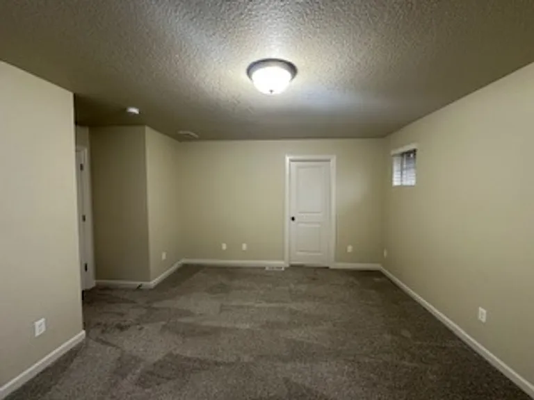10136 SW Barber St — Photo 35