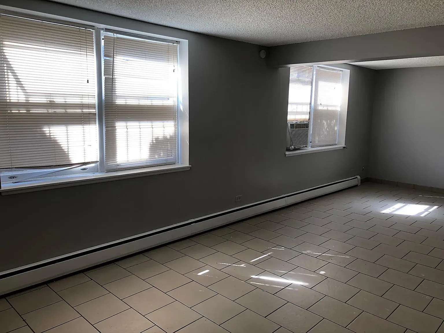 1596 Mark Avenue — Photo 3