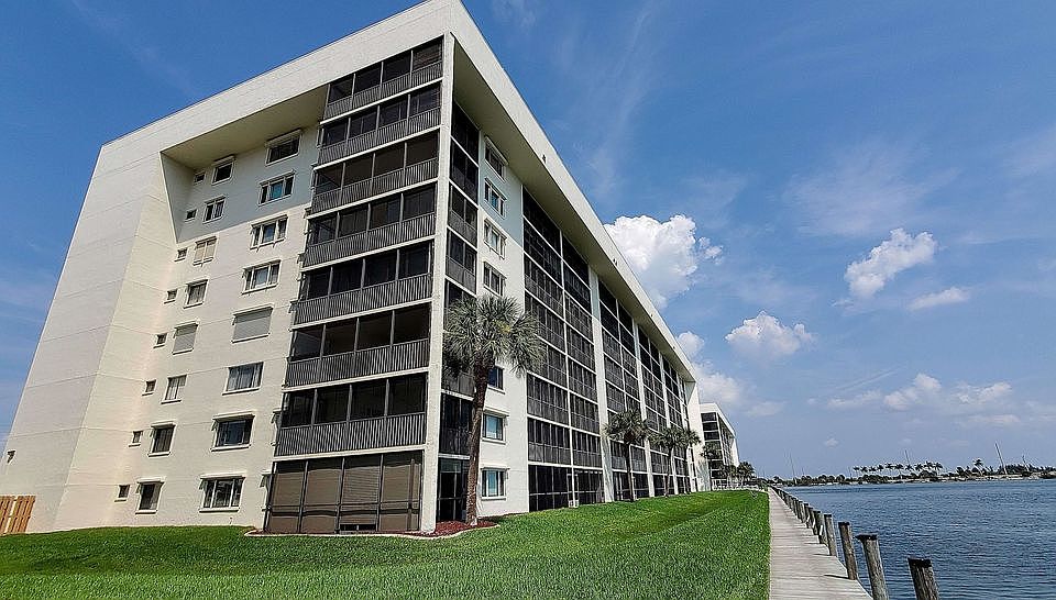1st image of 250 S Sykes Creek Pkwy APT 407