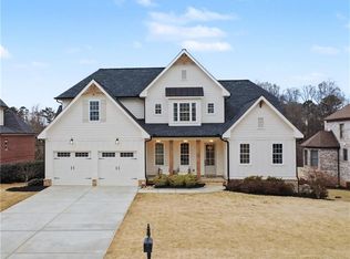 824 Low Falls Ct, Jefferson, GA 30549