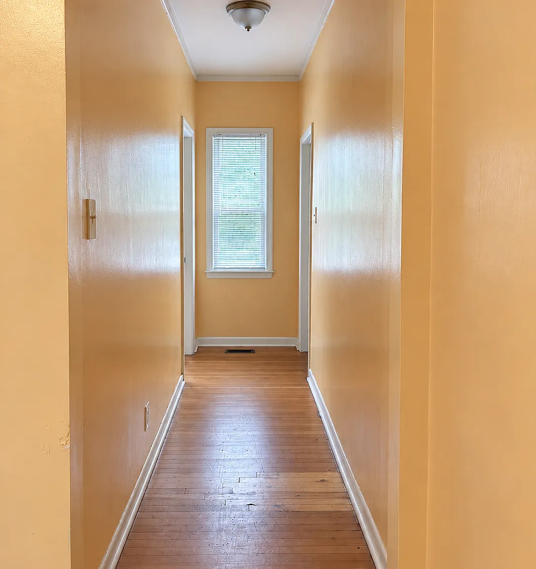 3 bed, 950 sqft, $3,450 — Photo 4