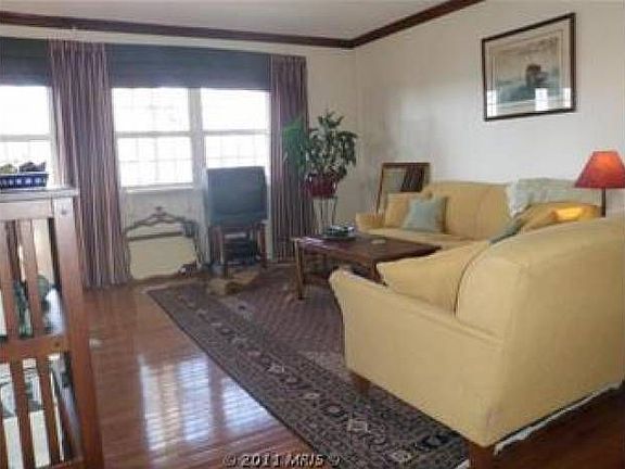 3rd image of 3464 Martha Custis Dr #314-34