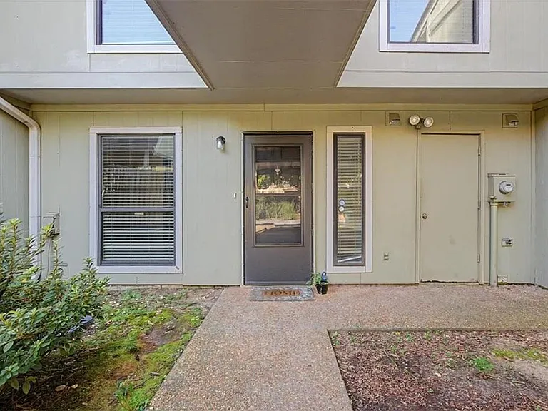 6350 Hawthorne Ter — Photo 5