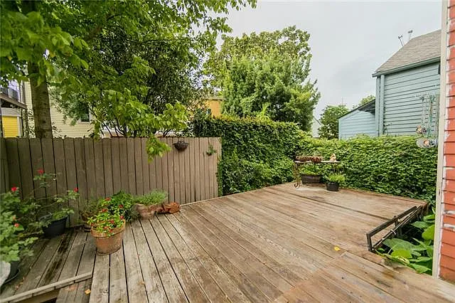 727 Saint Roch Ave — Photo 12