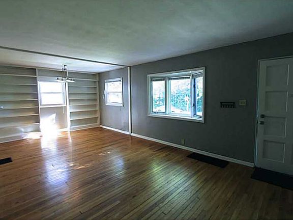 2nd image of 5630 Crittenden Ave