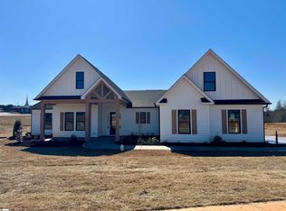 300 Ever Silvers Ln, Taylors, SC 29687