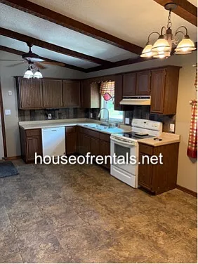1544 Cardinal - 1 — Photo 4
