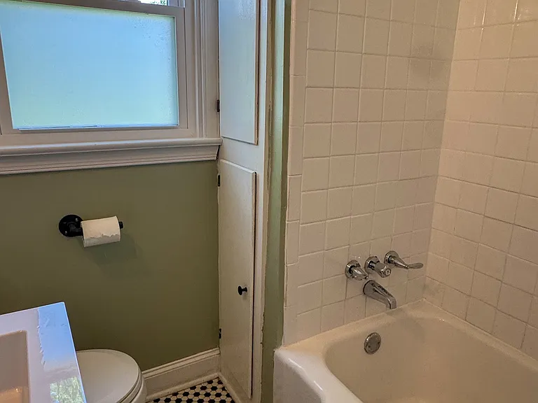 221 Inverness Ave — Photo 16