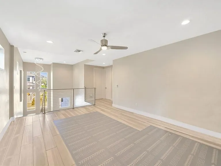 2706 W Trilby Ave — Photo 25