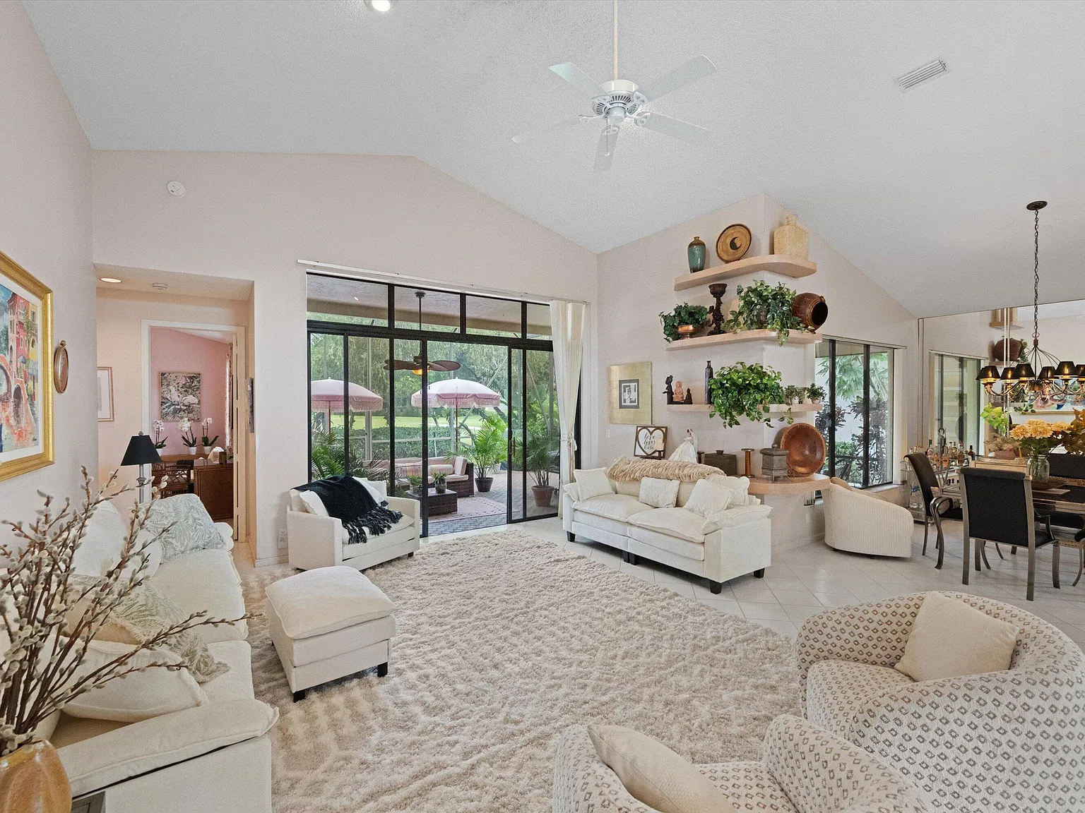 3 bed, 2.5 bath, 2400 sqft, $13,200 — Photo 4