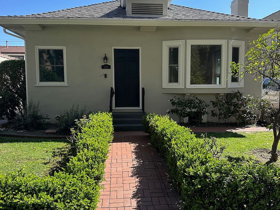 1st image of 1128 S La Peer Dr