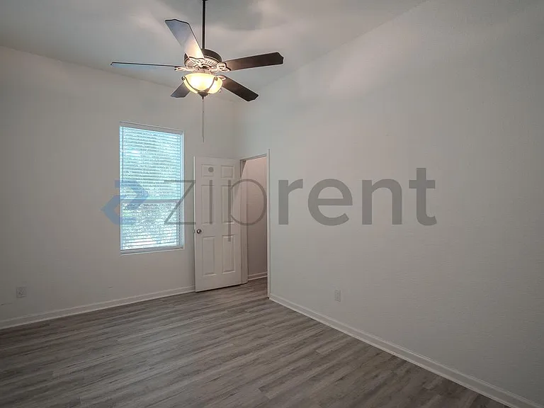 4123 Avenue M 1/2 — Photo 19