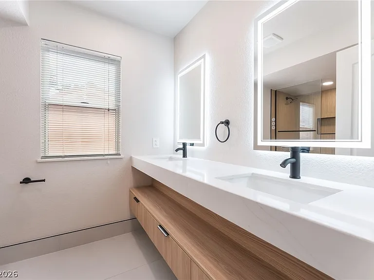 2100 Desert Peak Rd — Photo 34
