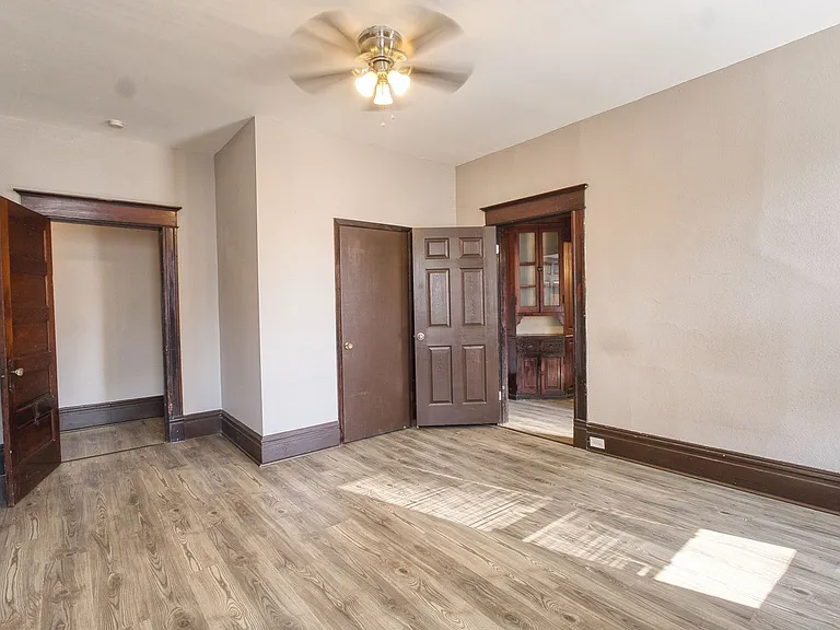 2303 Russell Blvd #1F — Photo 14