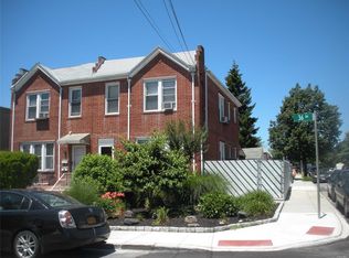 20219 36th Ave #1, Bayside, NY 11361