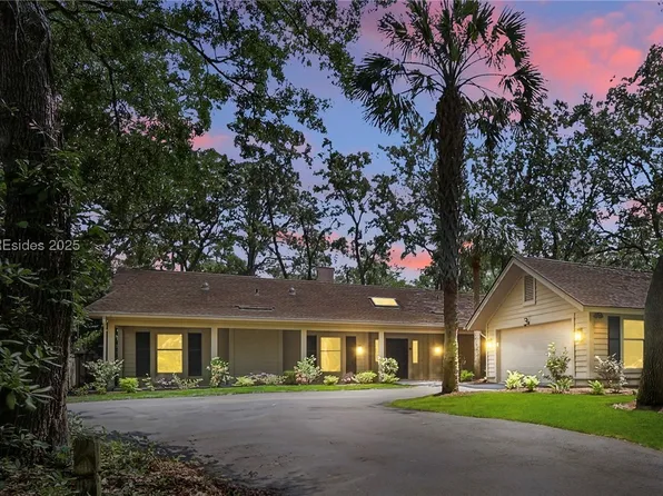 11 Bertram Pl, Hilton Head Island, SC 29928