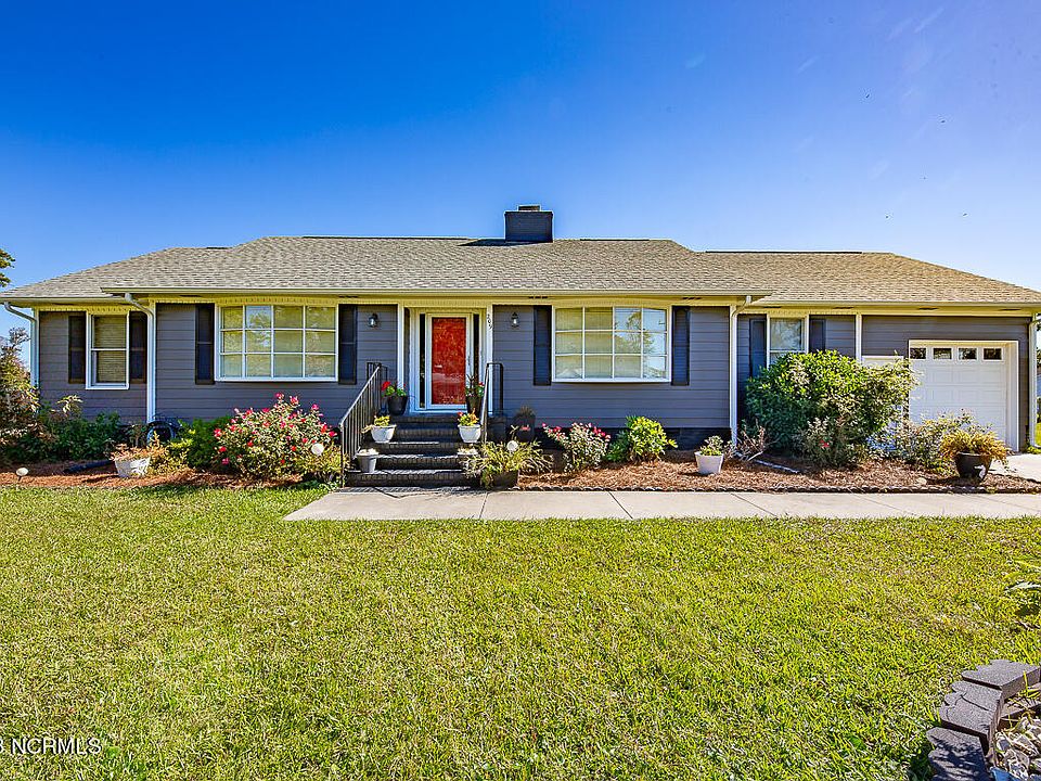 1st image of 209 Rochelle Drive