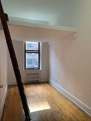 Rented by Douglas Elliman | media 19