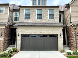 1255 Addison Cir, Commerce Township, MI 48390