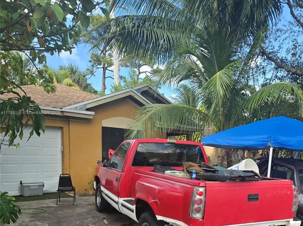 2817 NW 9th St, Pompano Beach, FL 33311