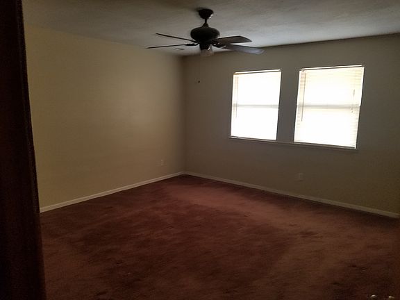 4th image of 14333 Brentwood Dr